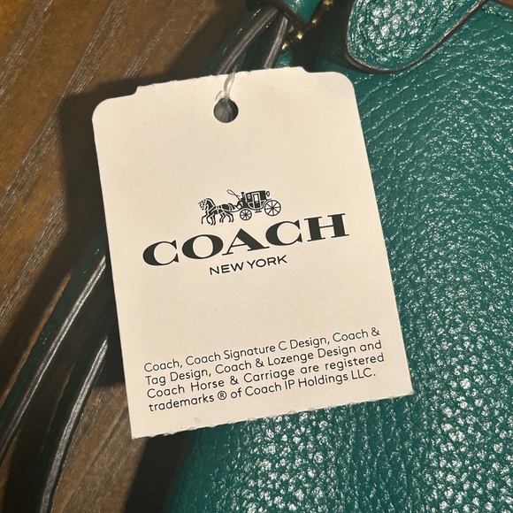 COACH NWT Bright Jade Green Small Wristlet Purse - Picture 7 of 8